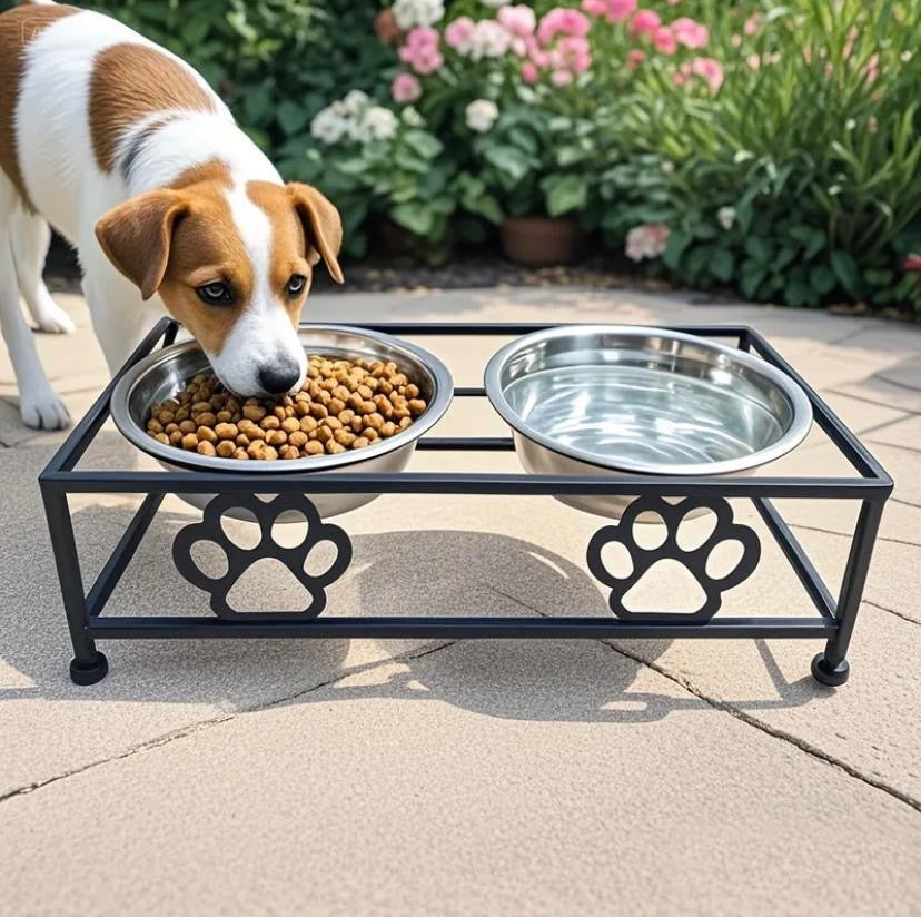 Raised feeding station